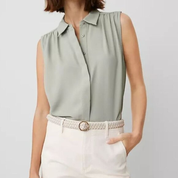 Ann Taylor Sleeveless Button Up Blouse Womens Small Green - Picture 1 of 8